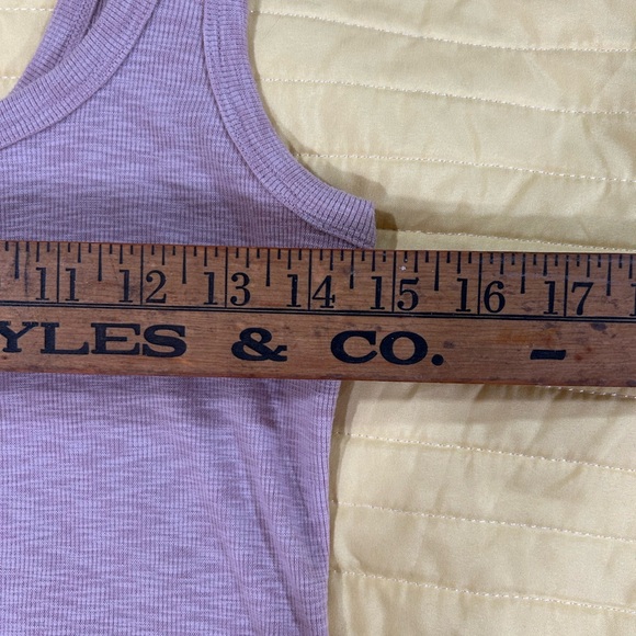 VUORI CROP TANK TOP - Picture 4 of 5